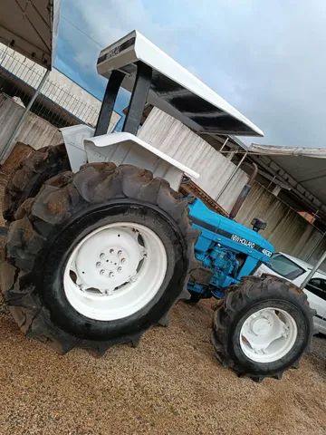 Trator New Holland/ Ford 4630 4x4 (ACEITO TROCAS)