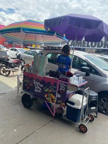 Carrinho de Açaí e Salada de Frutas