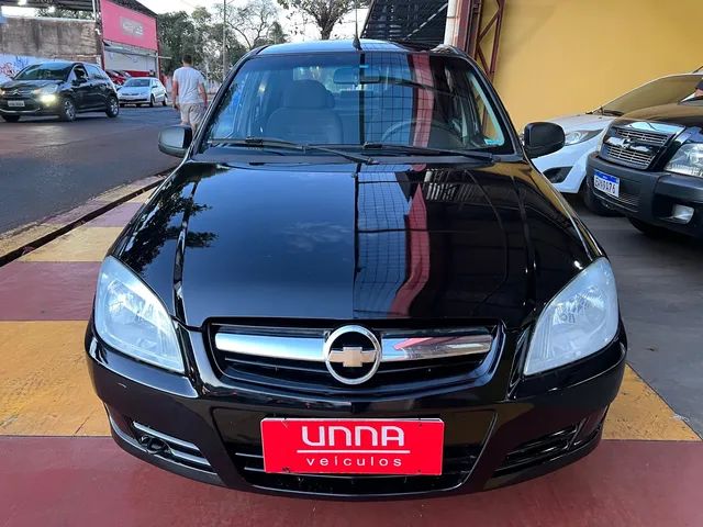 CHEVROLET - CORSA - 2010/2011 - Preta - R$ 31.900,00 - Francar