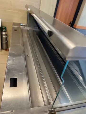 Balcão refrigerado para lanches
