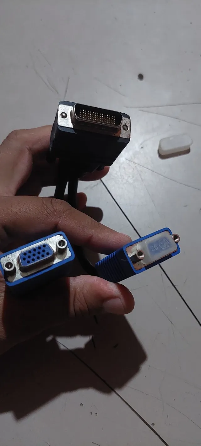 Cabo Adaptador Dms 59 X 2 Vga - Novo