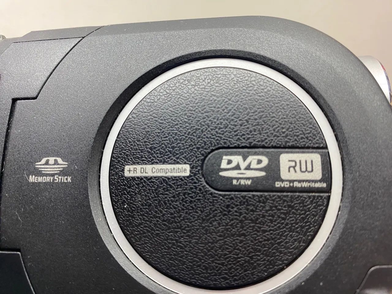 ?Blakc week ? Filmadora Sony HANDYCAM DCR DVD610. - Foto 6