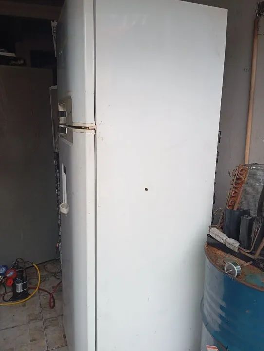 Geladeira Electrolux Duplex com Dispenser de Água - Foto 5