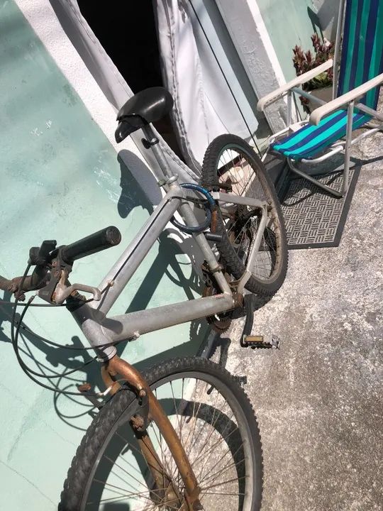 Bicicleta de alumínio com marchas - Foto 3