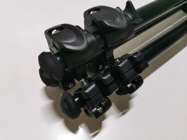 Tripé Manfrotto 290 Light com cabeça hidraulica Novo - Foto 6