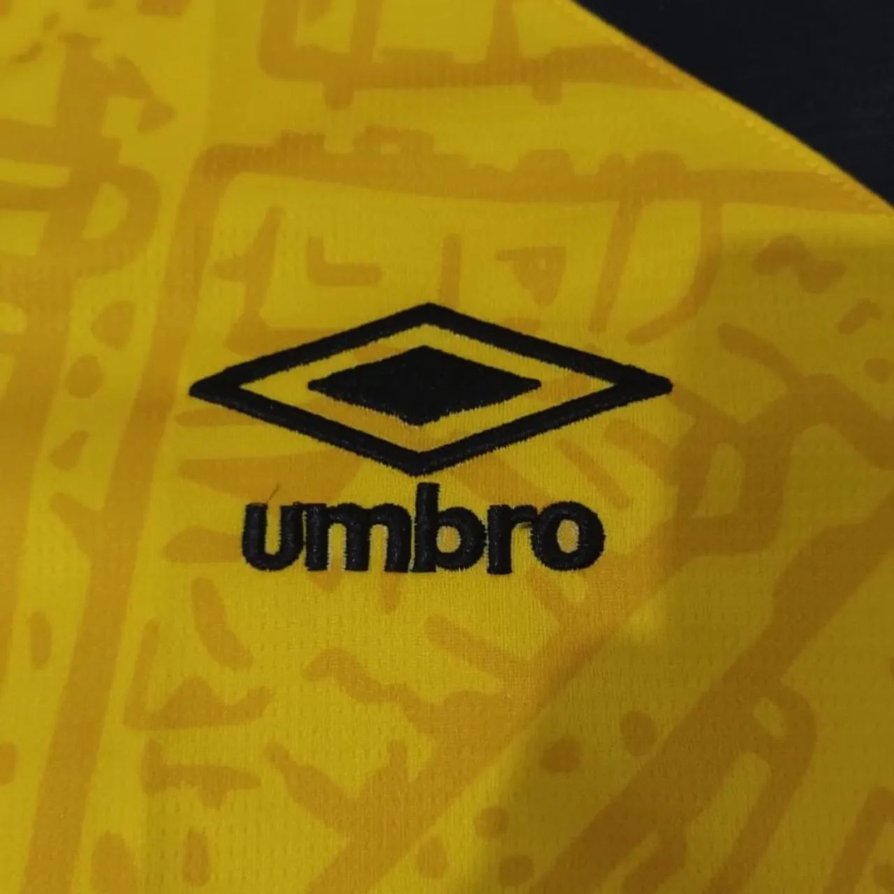 Camisa de Futebol Santos- Umbro -  Tamanho M. G.GG Nova - Foto 4