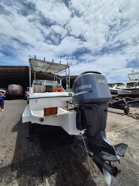 Lancha Carbrasmar 22, motor Yamaha 225 4T - Foto 4