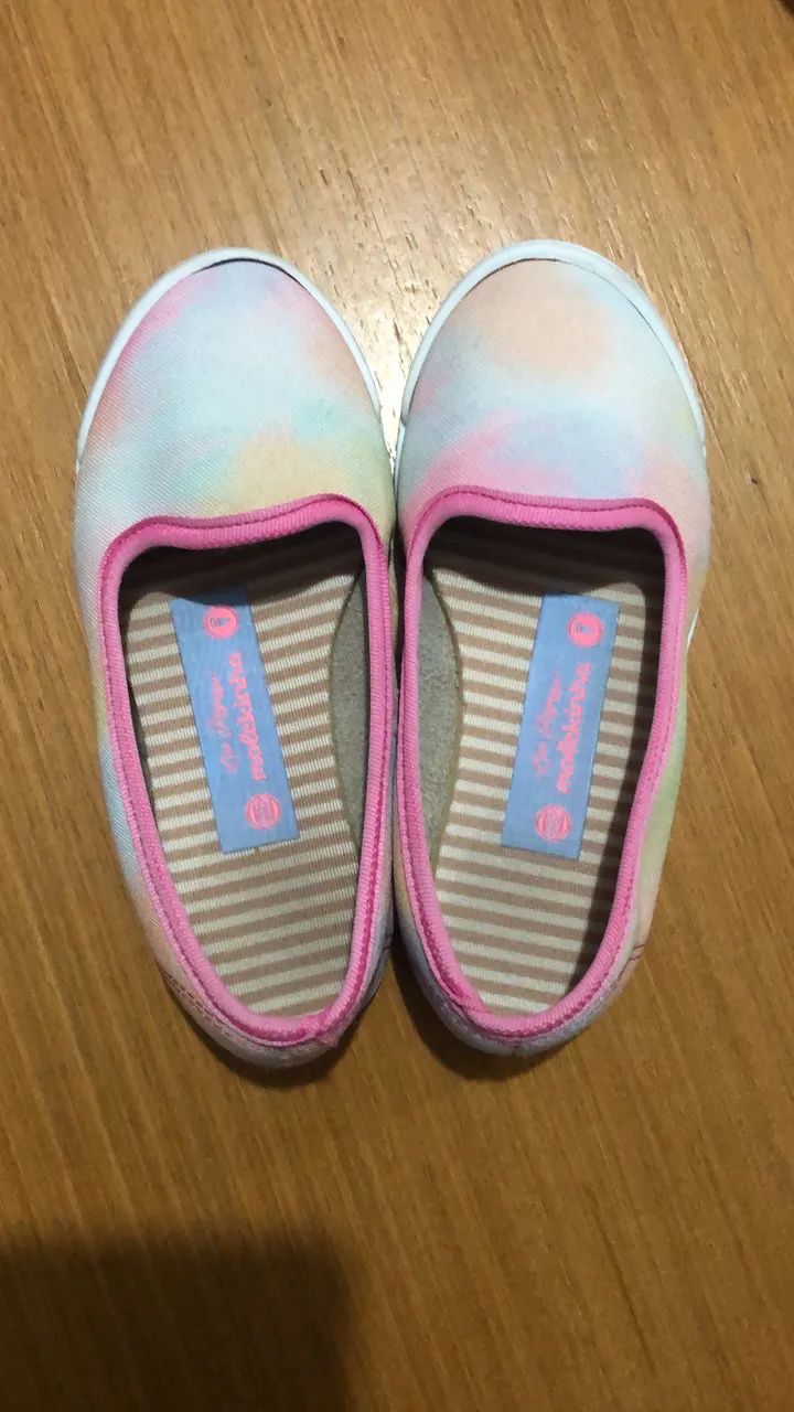 Molequinha tam 2564319460764803121