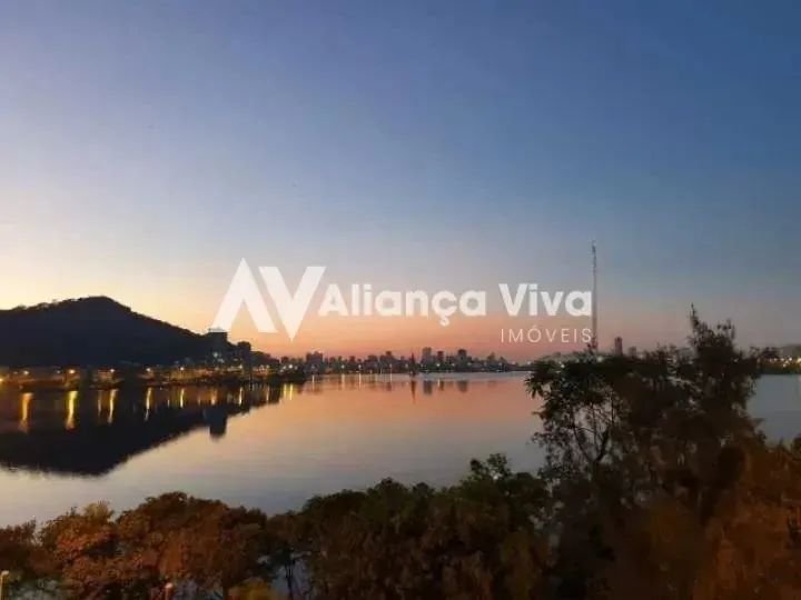 Sofisticado apartamento com 4 quartos, 168 m², vista frontal Lagoa - Foto 2