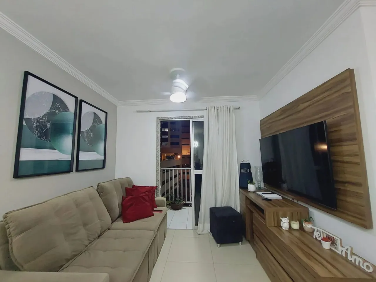 Imóvel para venda possui 70 metros quadrados com 3 quartos em Imbuí - Salvador - BA