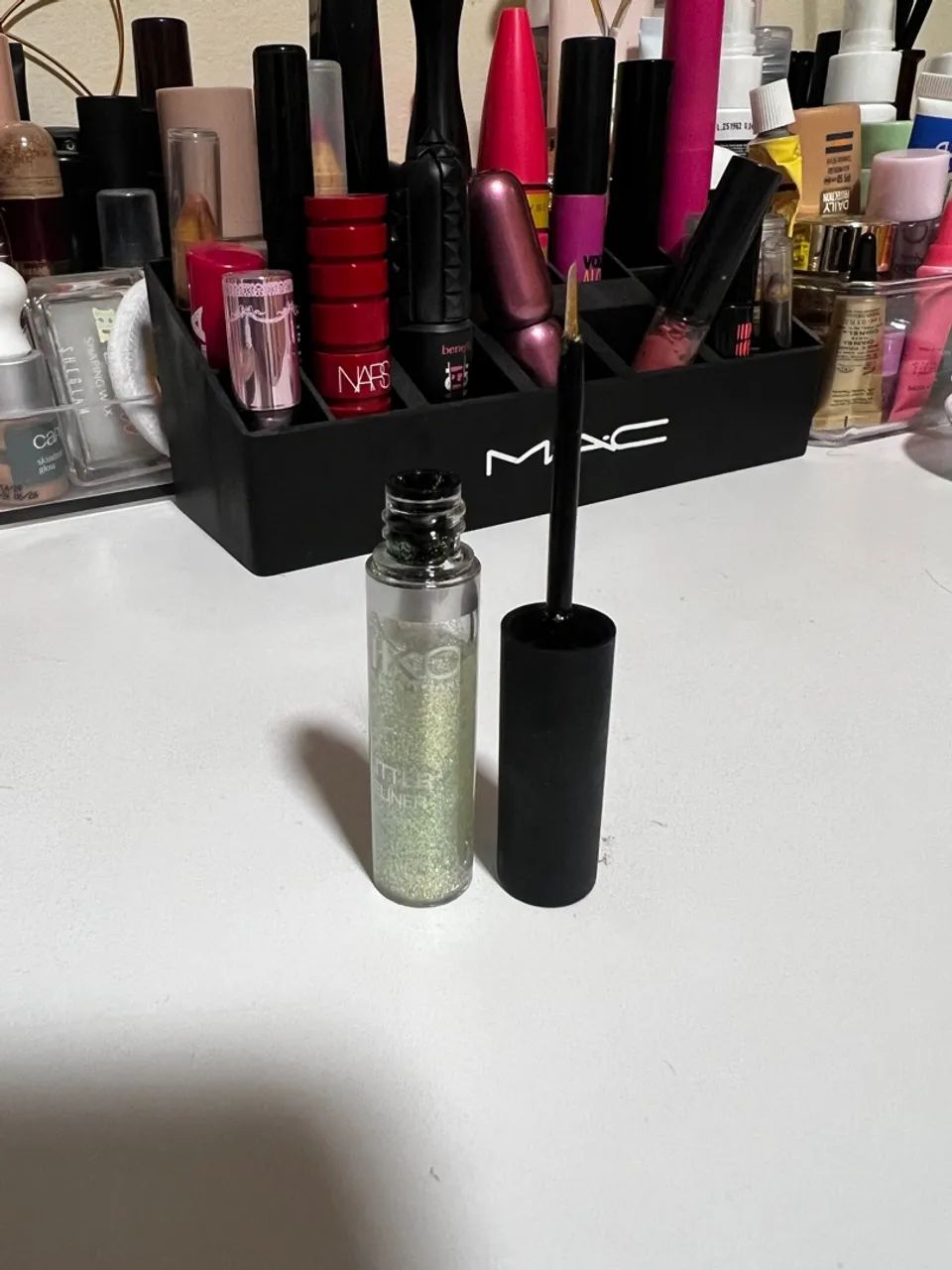 Delineador em Glitter - kiko milano 
