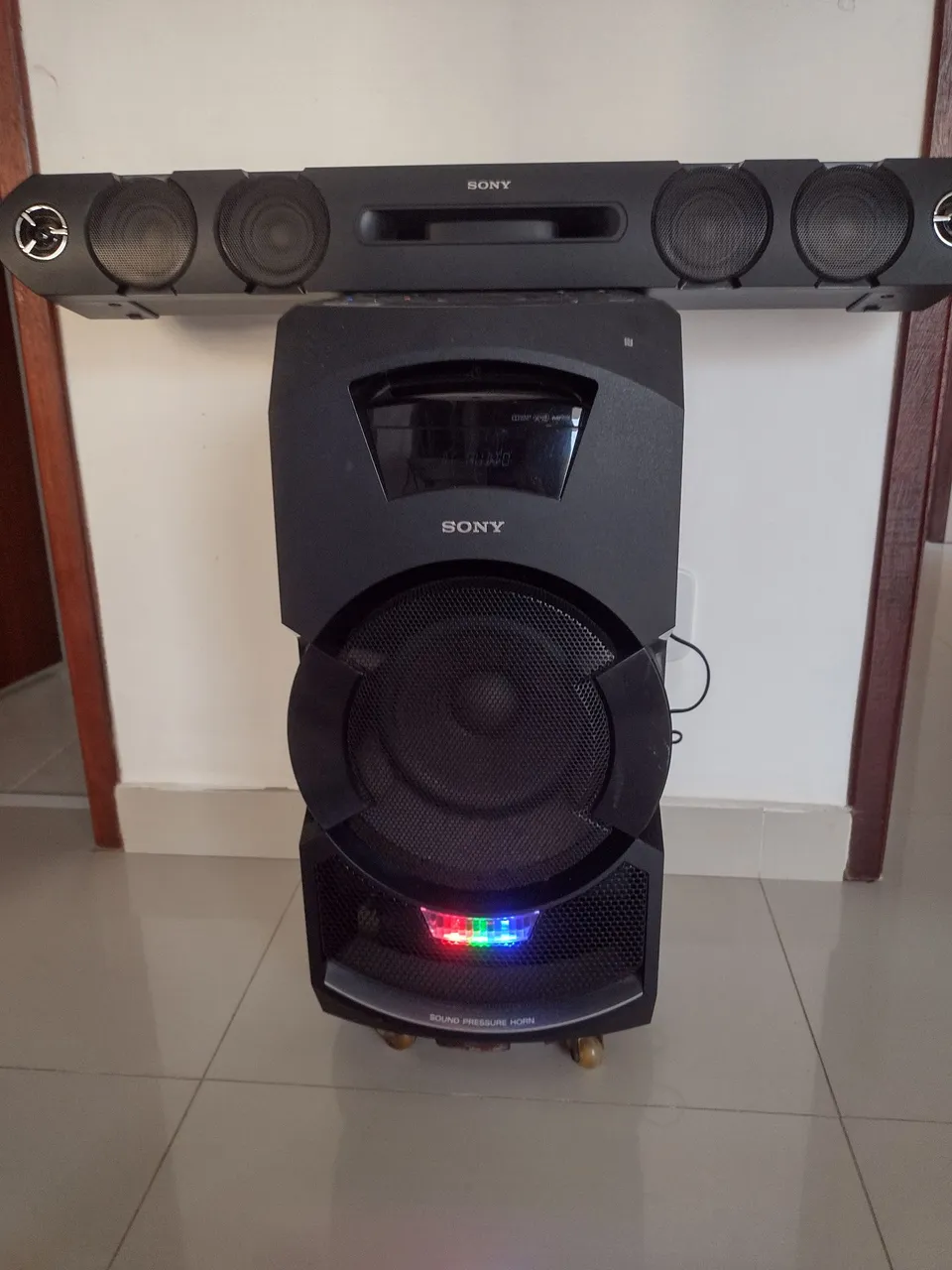 Som Sony com Subwoofer - Potente e com Iluminação