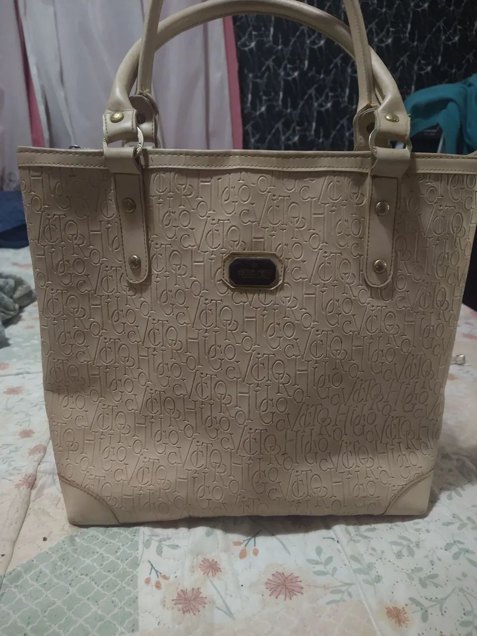 Bolsa Victor Hugo Leather gods usada  - Foto 2