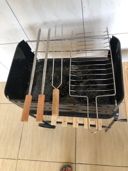 Churrasqueira foi usada uma vez ! - Foto 2