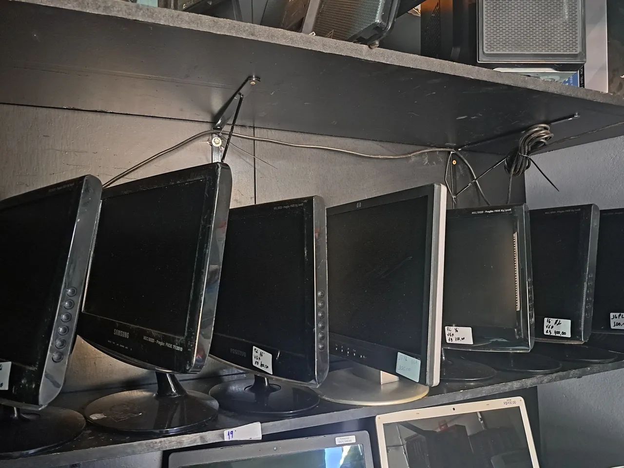 Monitor  de diversos tamanho  e preço 