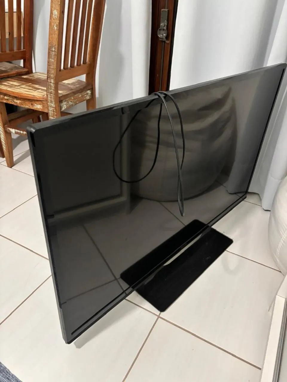 TV Philips 46 Pol LED Full HD - Foto 4