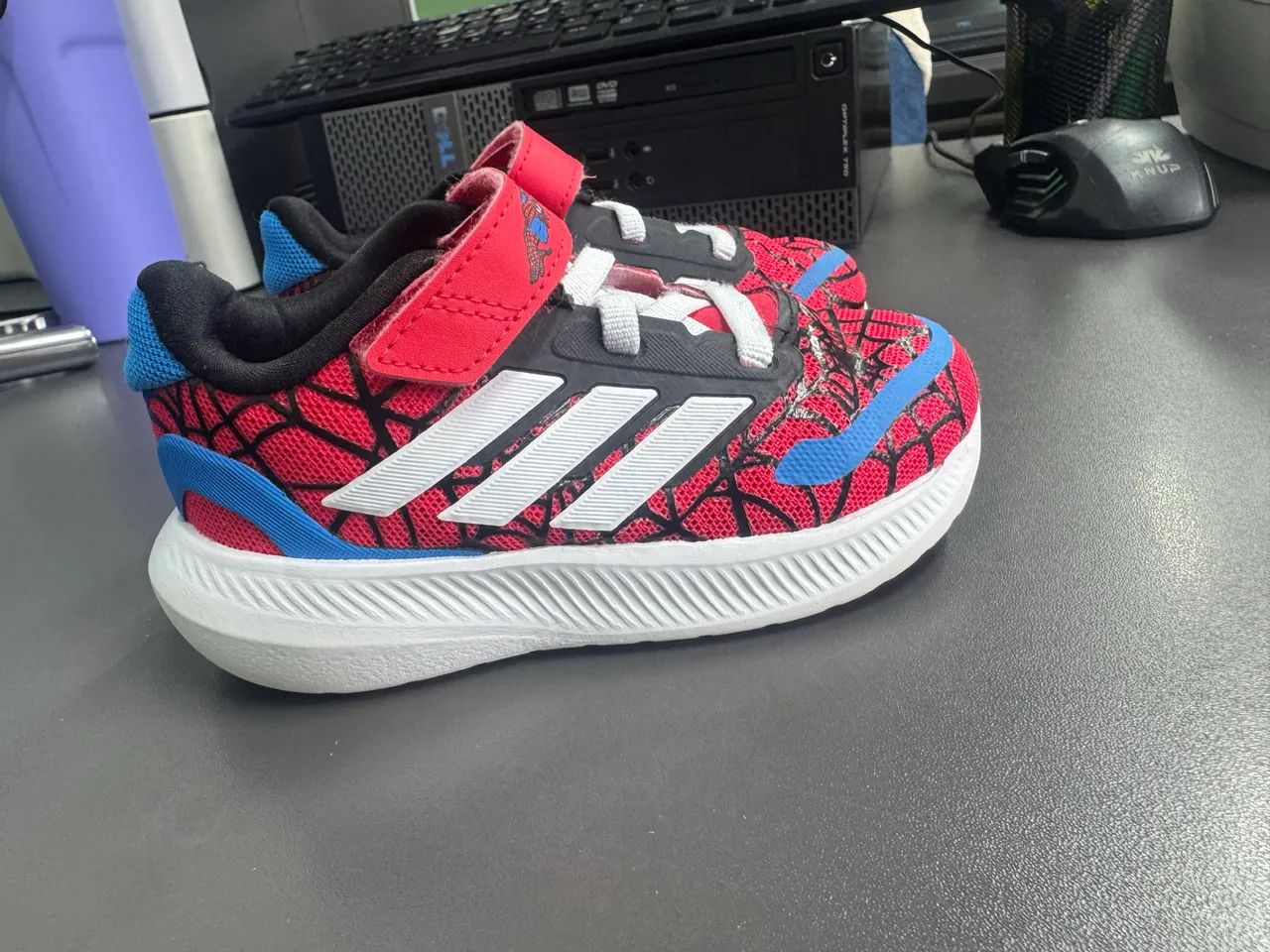 Tênis Adidas Homem Aranha N22