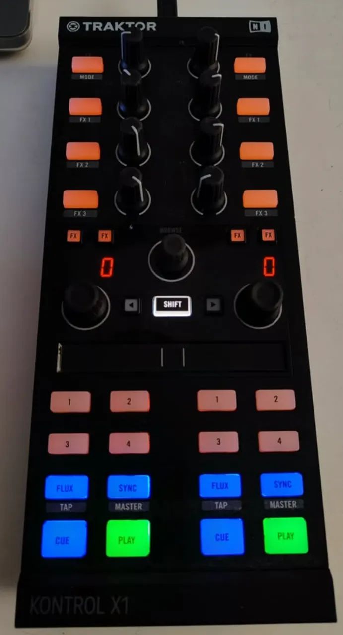 Traktor Kontrol X1 mk2