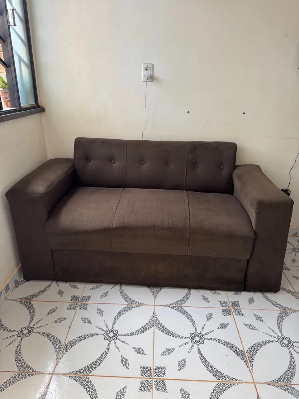Vendo sofá de 3 lugares 