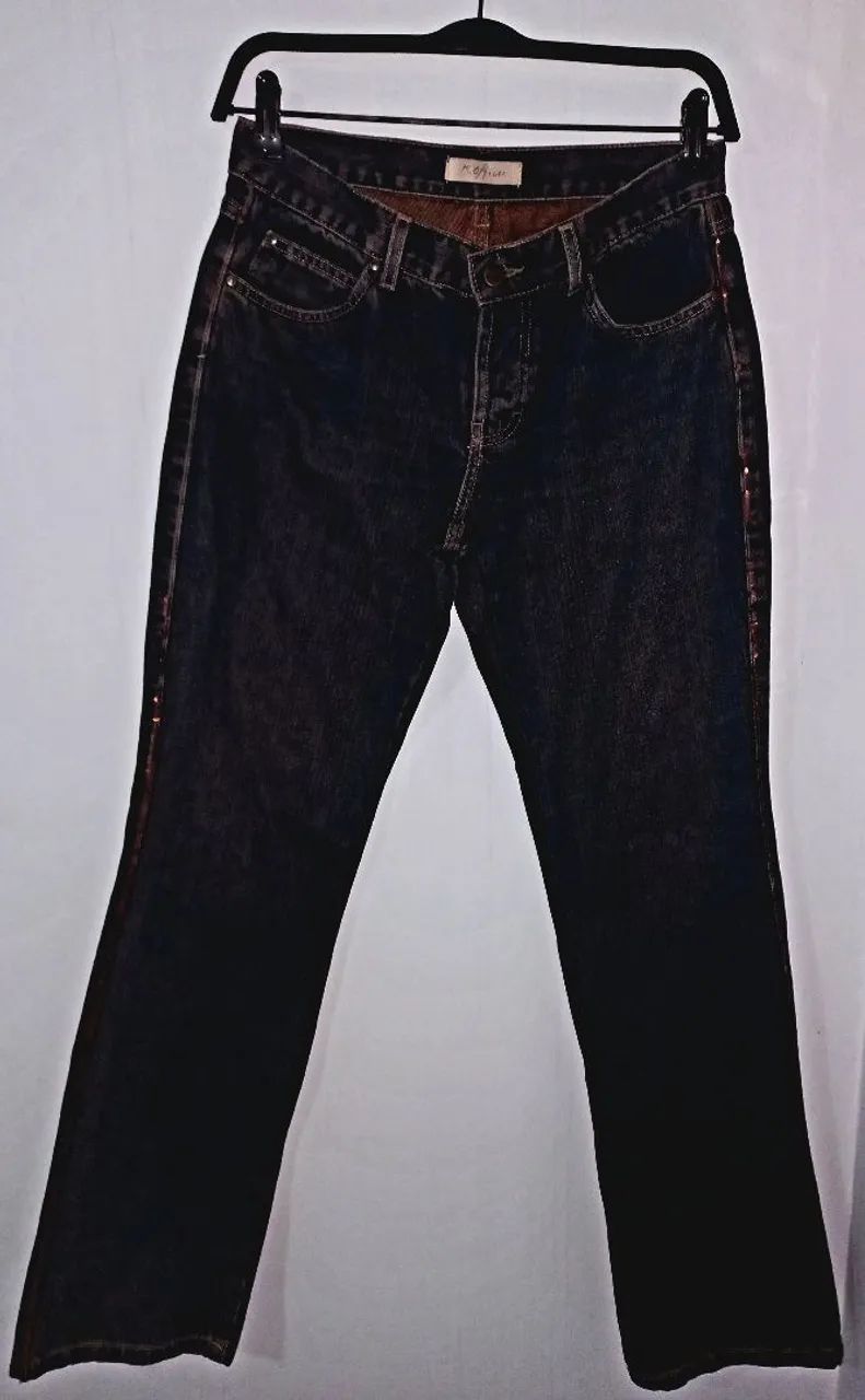 Calça Jeans Feminina com Detalhes