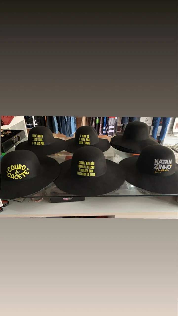 Chapéu natanzinho com frase e sem liso
