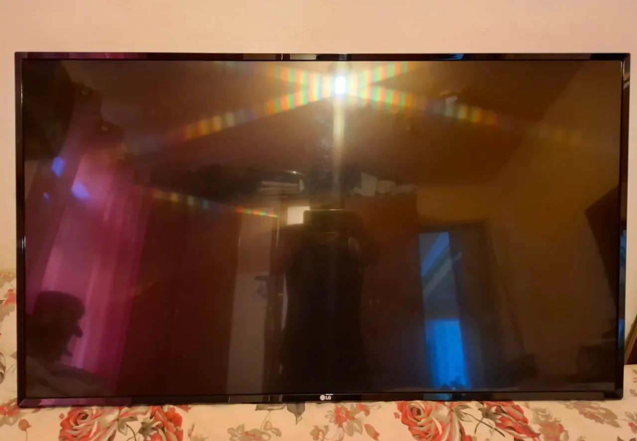 TV LG 49LJ5500 COM DEFEITO NA TELA 