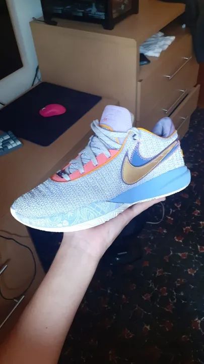 Tênis de basquete Nike LeBron 20 