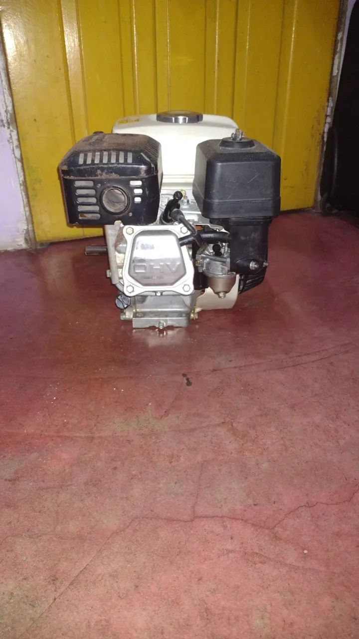 Motor 6.5 HP Honda novo foi usado 3 vezes 1.500