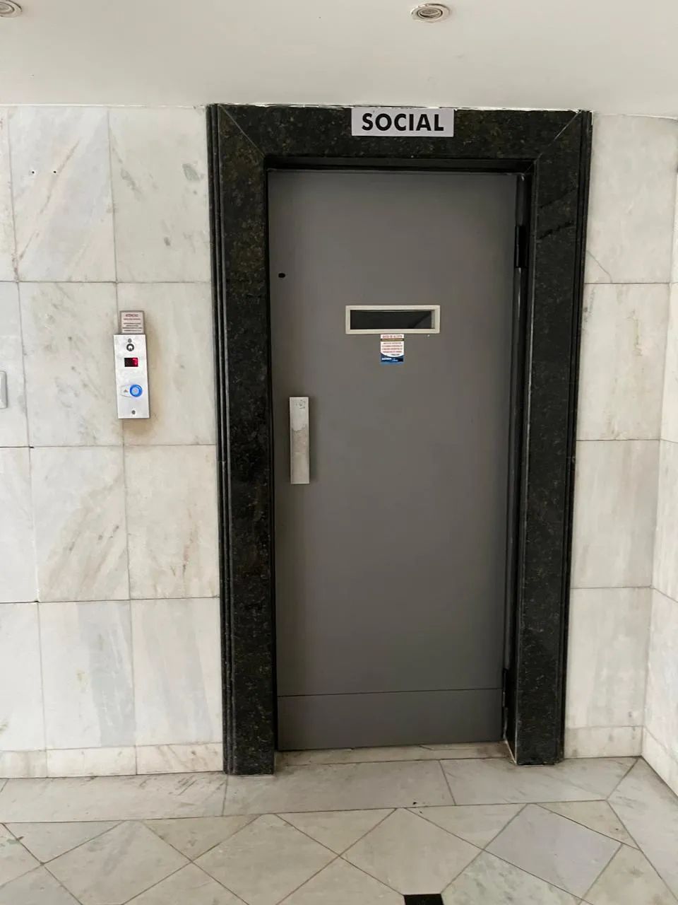 APARTAMENTO EM BOA VIAGEM PARA VENDA NA MEGA PROMOÇÃO COM TODOS OS ARMÁRIOS POSSUI 138 MET - Foto 5