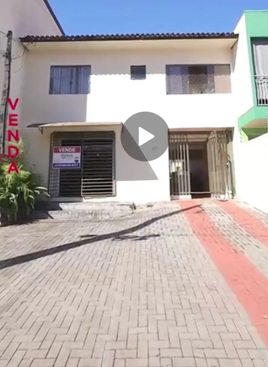 Baixou! Pechincha! Sobrado em liquidação! ótima localização