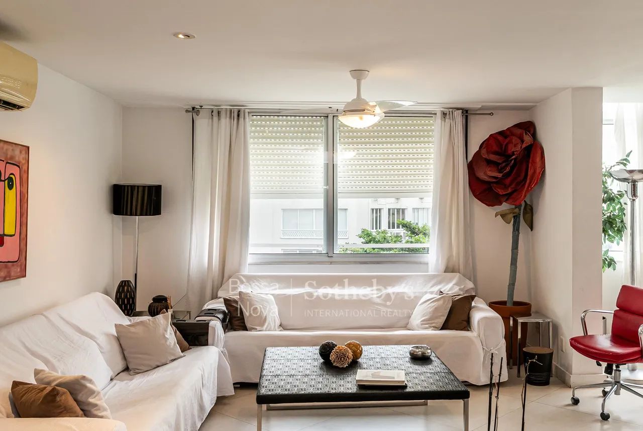 Apartamento espaçoso em prédio clássico no Arpoador - Foto 4