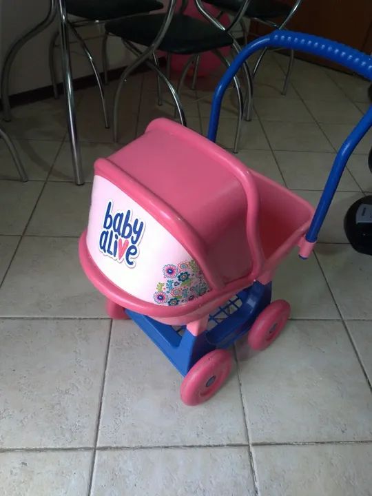 kit Baby Alive carrinho, bebê conforto e berço - Foto 2