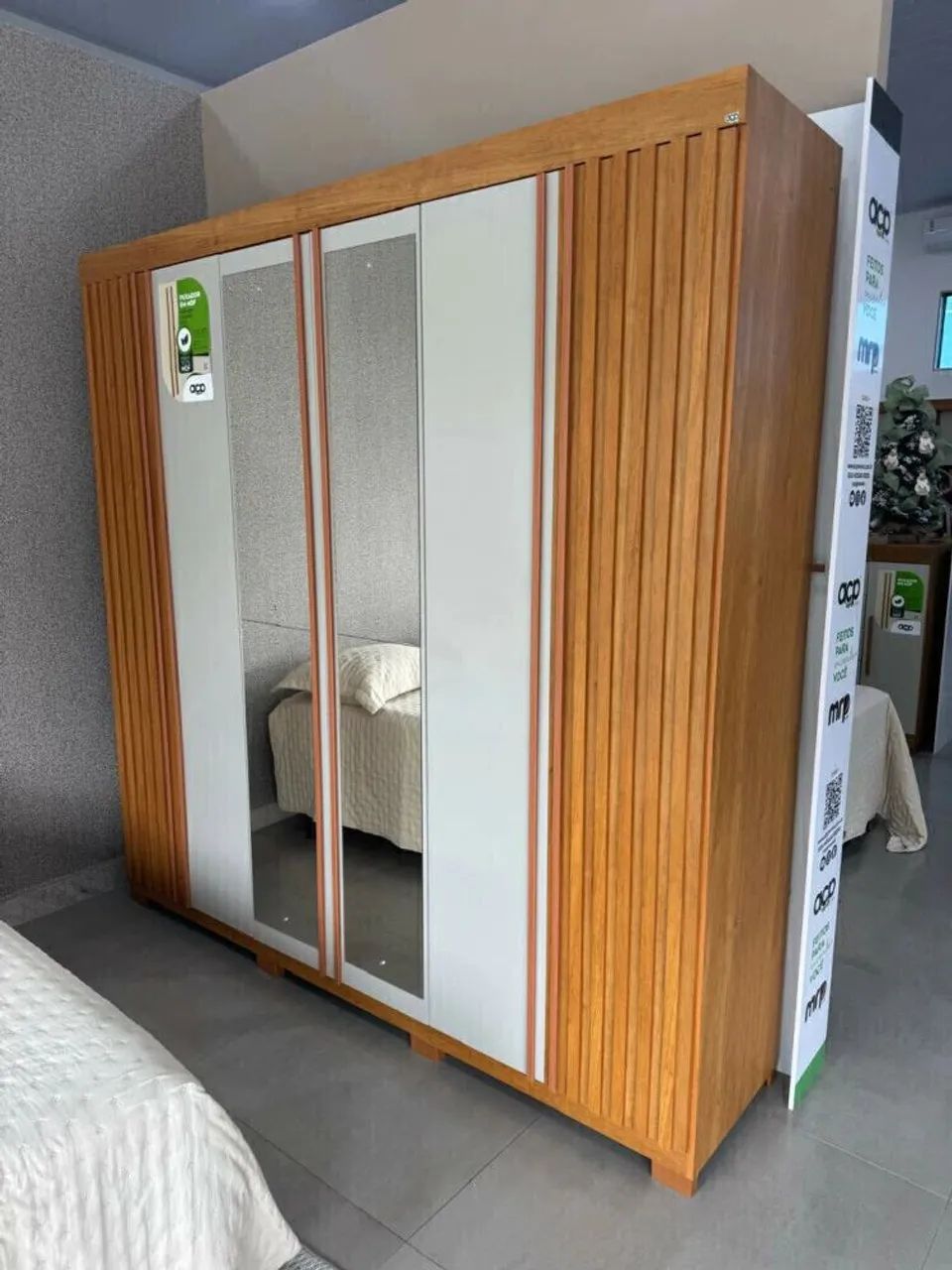 GUARDA ROUPA CASAL 6 PORTAS - Foto 2