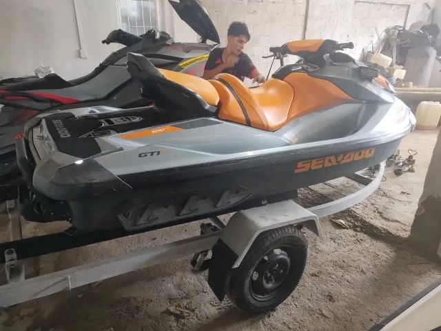 Jet sky Sea doo GTI 170 2020