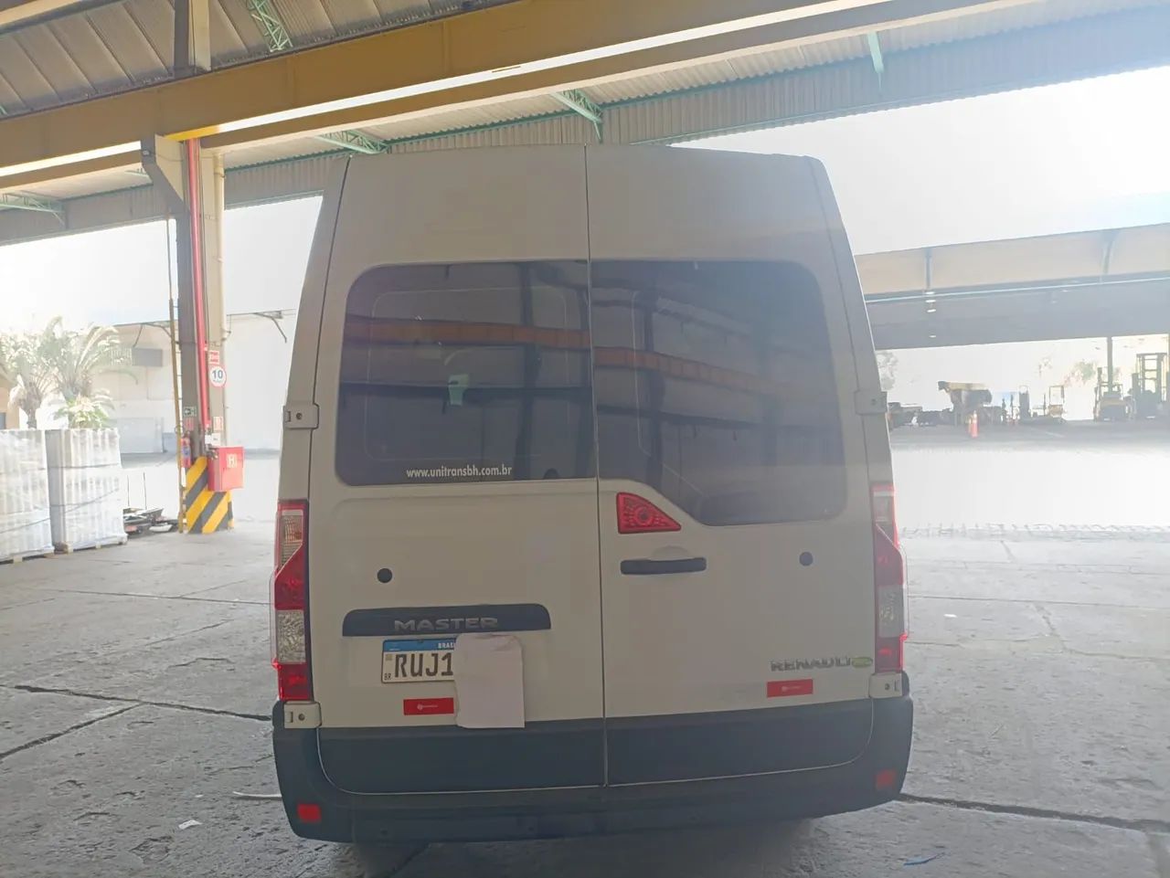 Micro-ônibus Renault Master 2023 - Foto 8