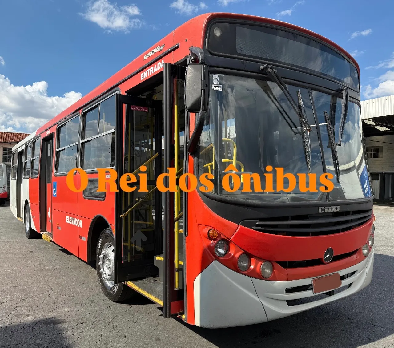 Ônibus urbano- Caio 11/12