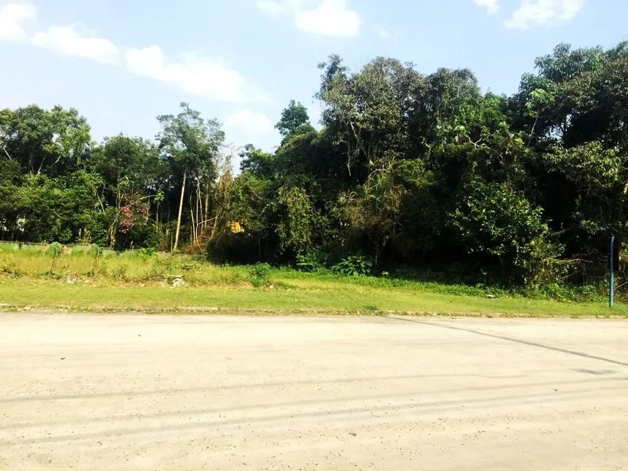 TERRENO para Venda em BERTIOGA - RIVIERA DE SÃO LOURENÇO com 100 m2 de Área Útil. Construa