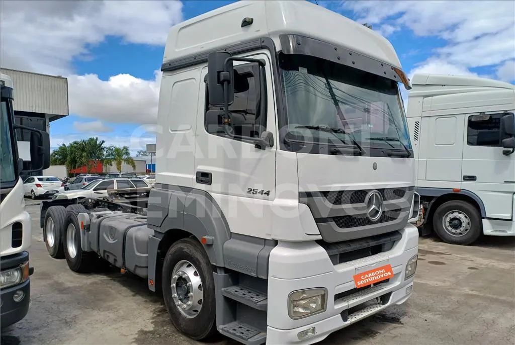 MERCEDES-BENZ AXOR 2544 LS 6X2, ANO 2019/2019