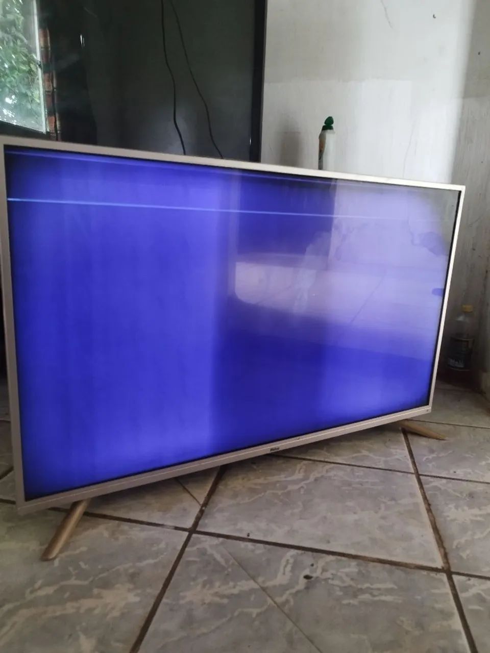 TV Philco 43 polegadas  , simplesmente só troca a tela que quebrou .