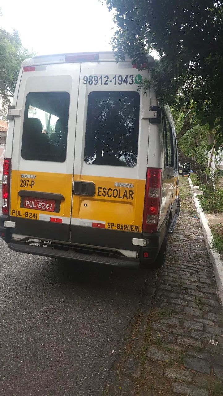 Van Escolar a venda 2013 - Foto 11