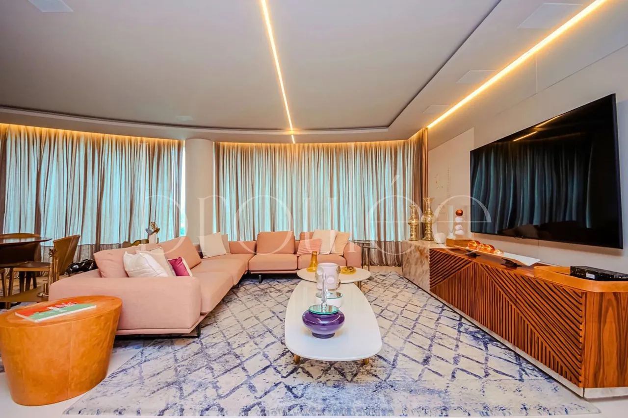 APARTAMENTO FINAMENTE MOBILIADO NO BRAVA HOME RESORT NA PRAIA BRAVA