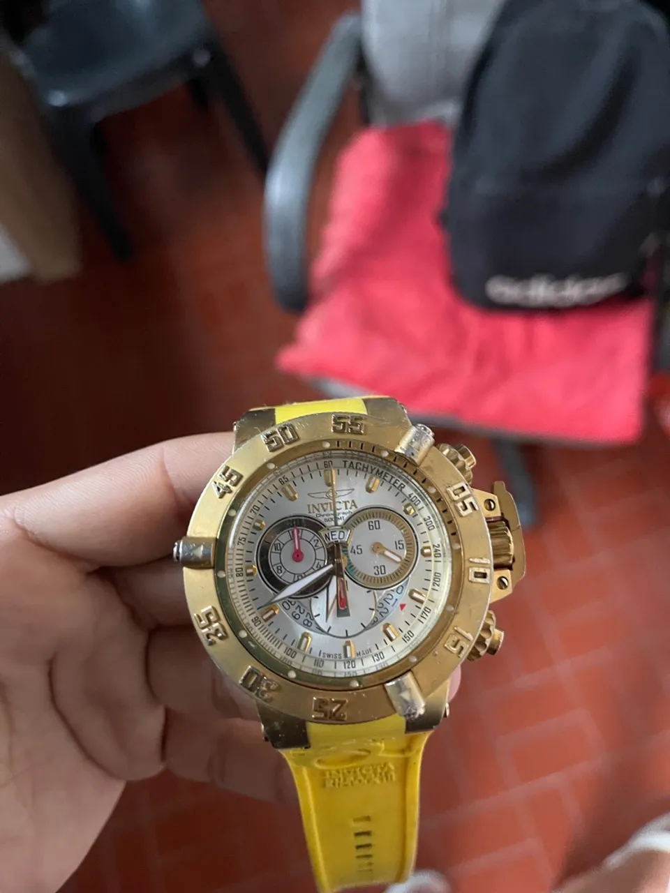 Relógio Invicta Neo - Masculino - Dourado