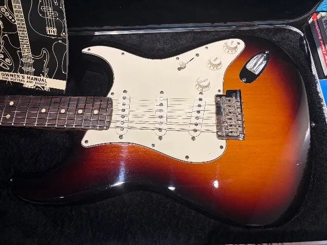 Guitarra Fender American Standard 2010 Sunburst - Foto 5