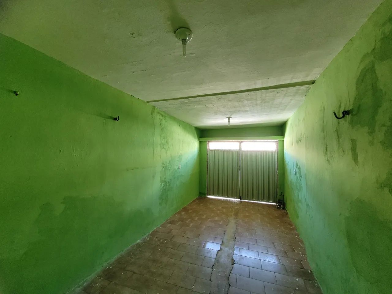 MONTE CASTELO - Casa residencial Rua Placido de Carvalho, 228 Área coberta aproximadamente - Foto 3