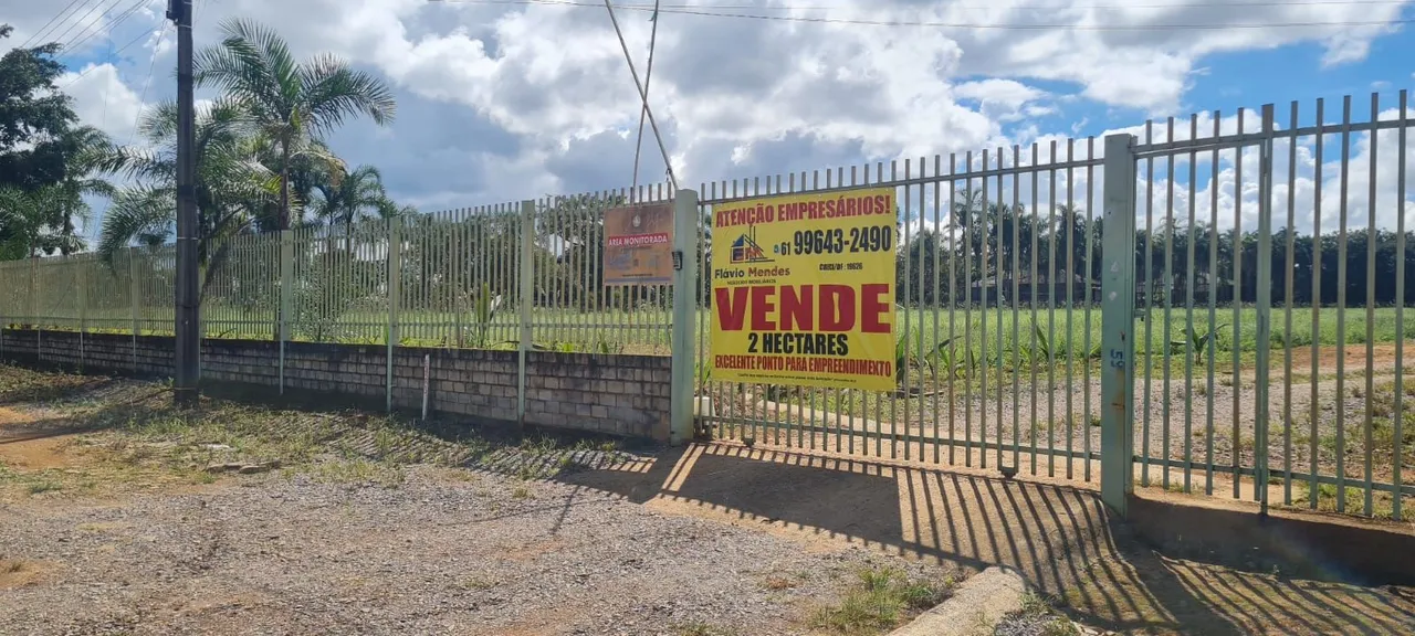 2 hectares 20 mil metros frente BR 080- Brazlandia
