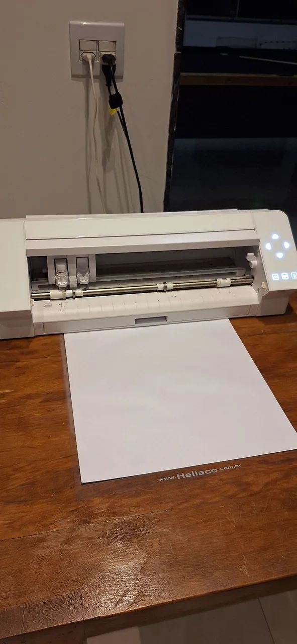 Máquina de Corte Silhouette Cameo 4