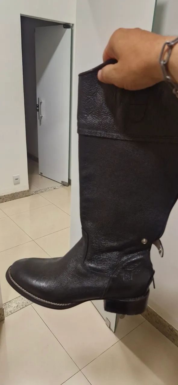 Bota de couro legítimo novíssima - Foto 3