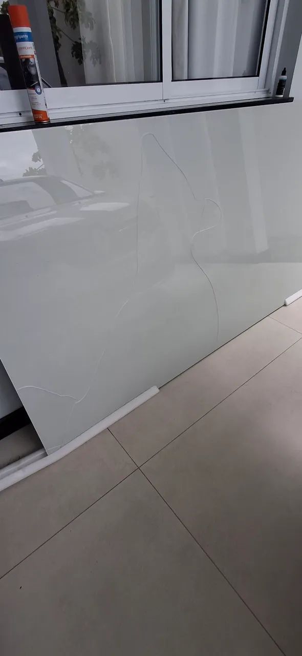 White Dining Table465546563028275204