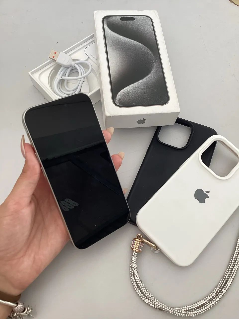 iPhone 15 pro 256gb COMPLETO NA CAIXA - Celulares e Smartphones