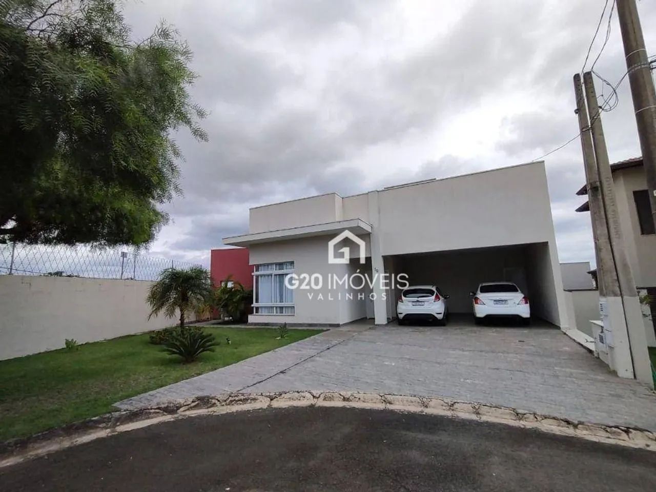 Casa com 3 dormitórios à venda, 195 m² por R$ 1.380.000,00 - Condomínio Le Village - Valin